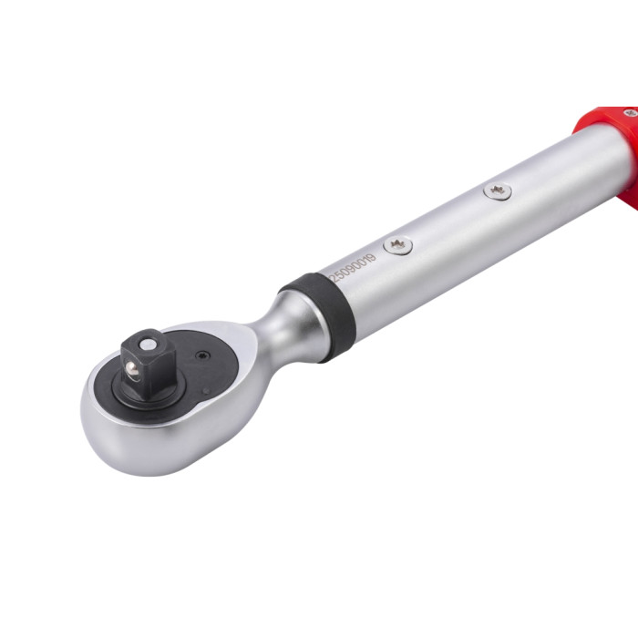 Динамометрический ключ цифровой 1/2" 6.8-135 Нм с измерением угла QUATROS QS56135